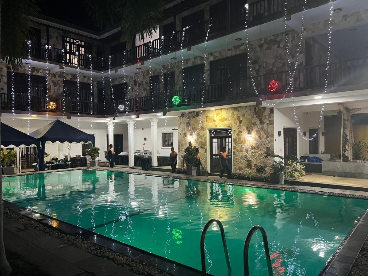 Scandinavia Hotel Hikkaduwa Extérieur photo