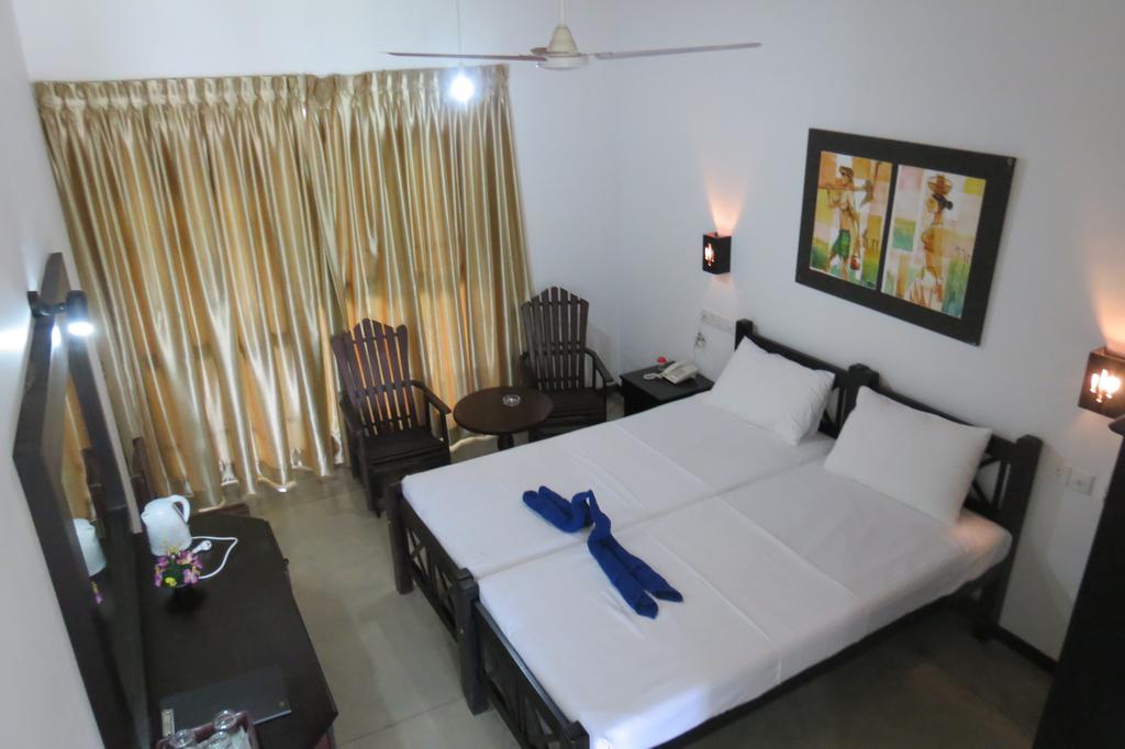 Scandinavia Hotel Hikkaduwa Chambre photo