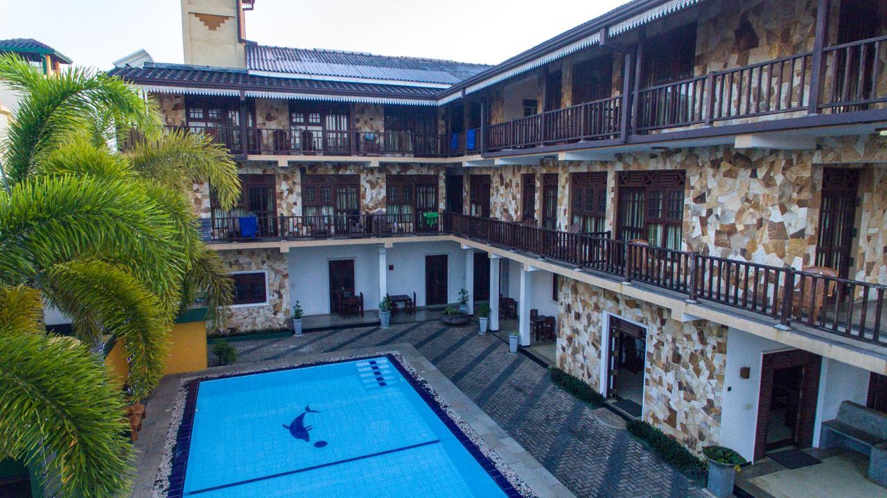 Scandinavia Hotel Hikkaduwa Extérieur photo